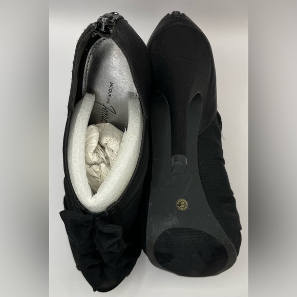 Jacqueline Ferrar~Jovana‎ Black Heels~Sz 9M. Worn Once Indoors~EUC~No Box - Picture 4 of 9
